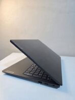 Laptop Lenovo V15 - Intel Core i7 - 16GB RAM - 512GB SSD - Imagen 3