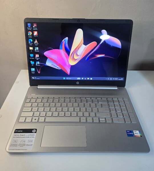 Laptop HP - Intel Core i7 - 16GB RAM - 512GB SSD