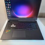 Laptop ASUS ROG Strix G17 - Ryzen 9 7940HX - RTX 4050 - 32GB RAM - 1TB