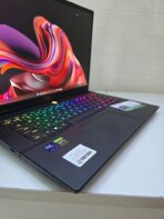 DELL ALIENWARE M16 R2 ULTRA 7 PREMIUM | AWM16-7025 | RTX 4070 8GB | 16GB RAM | 1TB SSD - Imagen 4