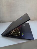 Laptop Gamer Acer Predator Helios Neo 18 AI: Intel Core Ultra 9 | RTX 5070 Ti 12GB | 16GB DDR5 | 1TB SSD | 240Hz - Imagen 3
