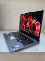 LAPTOP GAMER LENOVO LOQ 15 INTEL CORE I7 13700HX RTX 5060 8GB 16GB DDR5 1TB SSD - Imagen 6