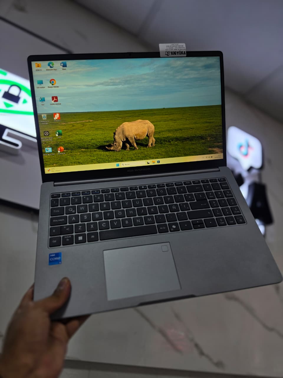 WhatsApp Image 2026-08-18 at 12.57.31 PM (1) LAPTOP EMPRESARIAL ASUS EXPERTBOOK P1 INTEL CORE I5 13420H 16GB DDR5 512GB SSD FHD - Imagen 1