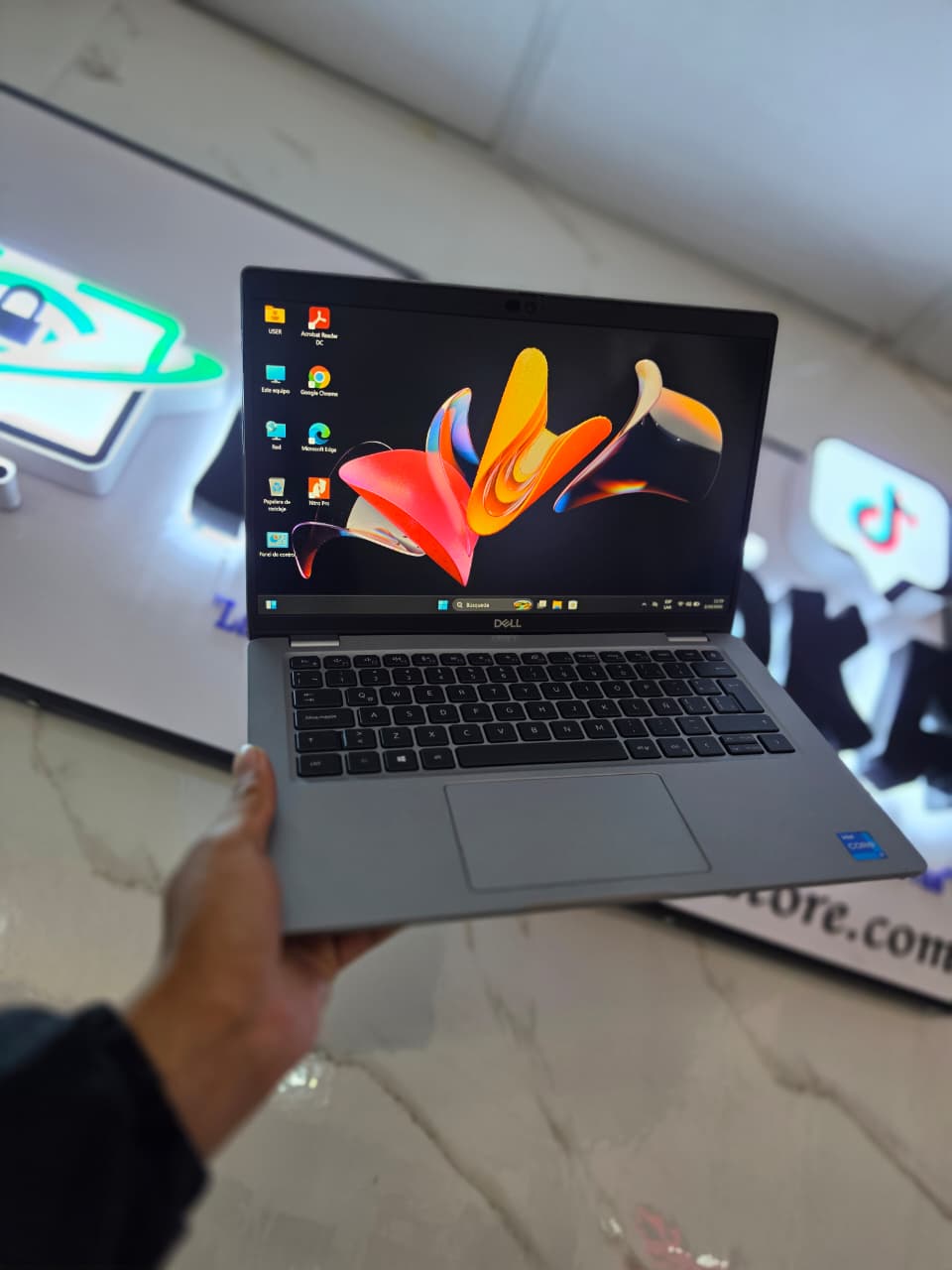 WhatsApp Image 2026-10-02 at 12.25.04 PM LAPTOP DELL LATITUDE 5421 INTEL CORE I7 11850H 8GB RAM 256GB SSD INTEL UHD GRAPHICS 14" HD - Imagen 1