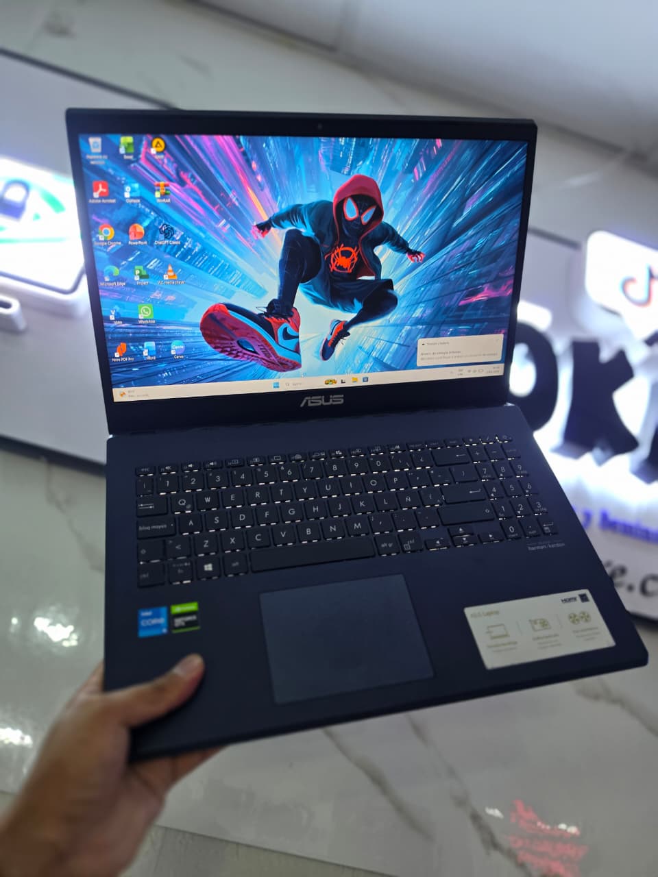 WhatsApp Image 2026-10-02 at 4.50.15 PM LAPTOP GAMER ASUS VIVOBOOK 15 INTEL CORE I5 9300H 12GB RAM 512GB SSD GTX 1650 4GB 15.6" - Imagen 1
